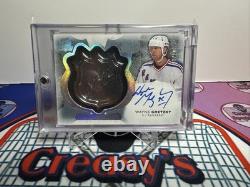 2016-17 Upper Deck The Cup #g-wg Wayne Gretzky NHL Glory Shield Auto 01/10