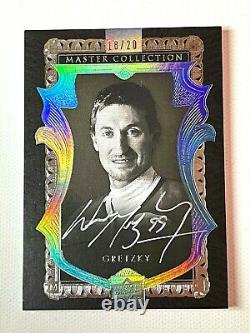 2016 Upper Deck Master Collection Wayne Gretzky NHL Hockey Auto Clear #18/20