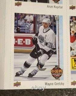2017-18 Upper Deck NHL CHINA SERIES Hockey Card Uncut Panel & Folder Gretzky +