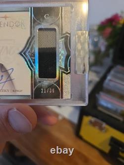 2017-18 Upper Deck Splendor Wayne Gretzky Game Used Patch Auto #/36 MINT SEALED