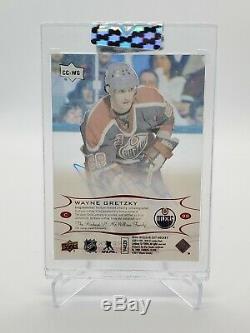 2018/19 Upper Deck Clear Cut Wayne Gretzky Auto /35 Exclusives + FREE Shipping