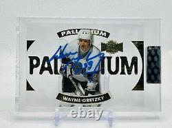 2019-20 Upper Deck Clear Cut WAYNE GRETZKY Palladium AUTO. SEALED #T-GR