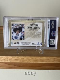 2019-20 Upper Deck Stature Century Momentous Wayne Gretzky #CM-1 Green /99 PSA 9