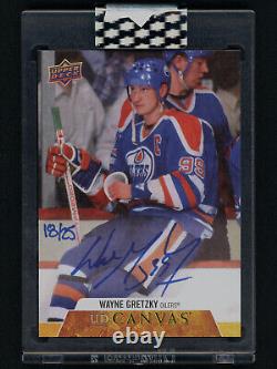 2020-21 UD Clear Cut Canvas Signatures Wayne Gretzky Autograph #18/25 Oilers