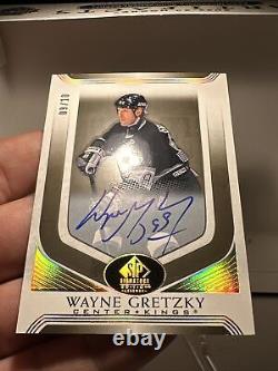 2020-21 UD SP Signature Edition Legends Wayne Gretzky SSP auto 9/10
