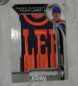 2020-21 Upper Deck Black Diamond Jumbo Team Logo Wayne Gretzky