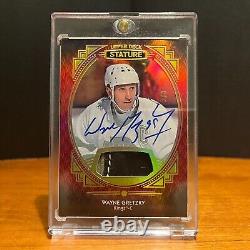 2020-21 Upper Deck Stature Wayne Gretzky Portrait Red Auto Patch Glove /3