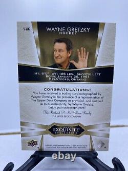 2021 Upper Deck Exquisite Collection Wayne Gretzky Auto /10 On Card V-WG