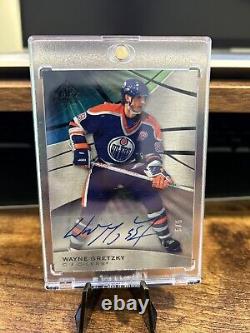 2021 Wayne Gretzky Autographed /5 SP Game Used Hockey #1 Edmonton Oilers RARE