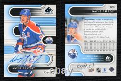 2022-23 Upper Deck SP Game Used Legends Blue Auto Wayne Gretzky #123 Auto HOF