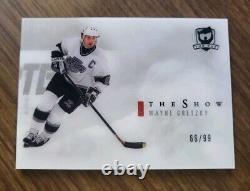 2022-23 Upper Deck The Cup Wayne Gretzky SP The Show White #66/99 Kings