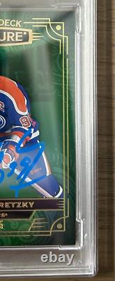 2022 Upper Deck Stature Wayne Gretzky Gren Autograph 21/25 #1 Psa 7
