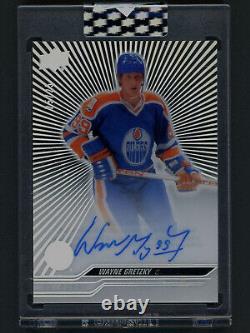 2023-24 UD Clear Cut Outburst Wayne Gretzky Autograph #25/25 Oilers