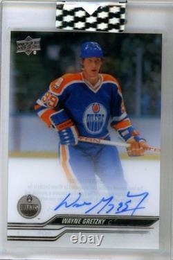 2023-24 Upper Deck Clear Cut Wayne Gretzky Auto SSP