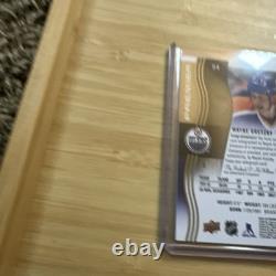 2023-24 Upper Deck Premier Auto GOLD Wayne Gretzky Edmonton Oilers /10 RARE