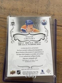 2023-24 Upper Deck THE CUP Wayne Gretzky Gold Foil On Card Auto 3/8 SSP