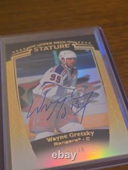 2024-25 Upper Deck Stature Legends Wayne Gretzky, #26 On Card Auto Gold /10