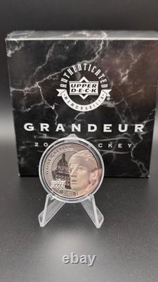 #/500 2017 Upper Deck Grandeur Wayne Gretzky 1 oz Silver Frosted Coin SP Oilers