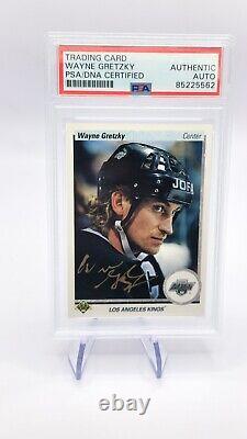 90-91 UD Wayne Gretzky #241 Autographed Promo Black Helmet Height Error PSA/DNA