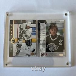 93-94 Upper Deck SP Wayne Gretzky Autograph Gold Ink Authenticated 103/500