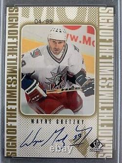 98-99 UD SP Authentic Hockey Sign Of The Times GOLD Wayne Gretzky PSA 8 /99 AUTO