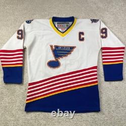 CCM Wayne Gretzky St. Louis Blues 99 Heroes of Hockey Jersey 48 Made Canada