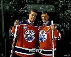 Connor McDavid & Wayne Gretzky Edmonton Oilers Signed 16 x 20 Photo LE 100