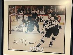 Framed Wayne Gretzky Auto Signed 16x20 Photo LA Kings 802 Goal UDA Holo COA