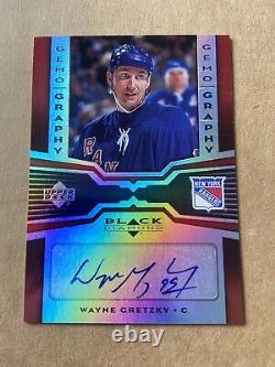 RARE 2005/06 UD Black Diamond Gemography Ruby SP FLAWLESS AUTO Wayne Gretzky /50