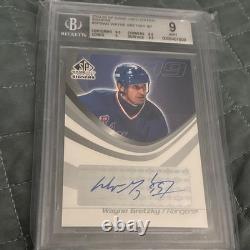UPPER DECK 03-04 SP Game Used Edition Signers WAYNE GRETZKY #SPSWG RANGERS AUTO