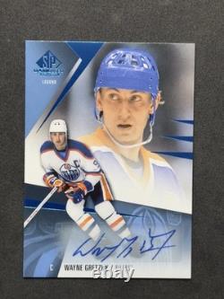 Upper Deck 2023-24 SP Game Used Wayne Gretzky Legends Autograph #199 Oilers NHL