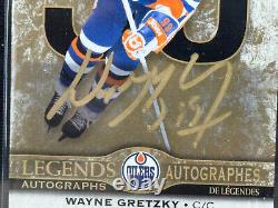 Upper Deck 2023 Tim Horton's Legends Wayne Gretzky Autograph & Redemption Card