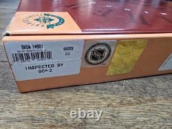 Upper Deck Authentic WAYNE GRETZKY Signed Jersey 404/499 Oilers Stanley Cup