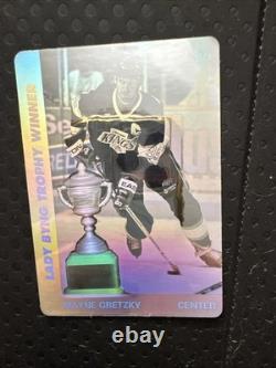 Upper Deck Wayne Gretzky Lady Byng Trophy Winner HOLOGRAM Upper Deck Wayne Gretzky Lady Byng Trophy Winner HOLOGRAM