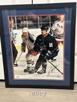 Upper Deck Wayne Gretzky Mark Messier Signed 16x20 Photo Framed Holograms Only