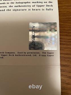 Upper Deck Wayne Gretzky Signed Los Angeles Kings Game Puck Hologram #AUC36647