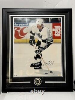 Upper Deck Wayne Gretzky signed 16x20 Ltd Ed. Photo Framed withLA medallion & cert