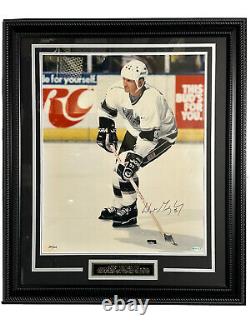 Upper Deck Wayne Gretzky signed 16x20 Ltd Ed. Photo Framed withNameplate withcert