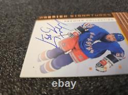 WAYNE GRETZKY 2003 Upper Deck Premiere Collection On Card Autograph