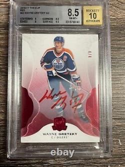 WAYNE GRETZKY 2016-17 Upper Deck The Cup RED Foil Auto #4/4 BGS 8.5
