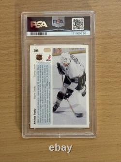 WAYNE GRETZKY AUTOGRAPHED 1990 UPPER DECK ART ROSS TROPHY WINNER PSA NM 7 Auto10