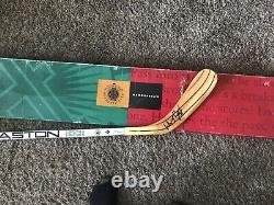 WAYNE GRETZKY AUTOGRAPHED Easton Game Model STICK UDA AUTHENTICATED COA G. O. A. T