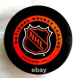 WAYNE GRETZKY AUTOGRAPHED OFFICIAL NHL GAME PUCK SILVER SIGNATURE withhologram COA