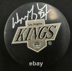 WAYNE GRETZKY Los Angeles Kings Autographed Signed Auto Puck UDA Upper Deck