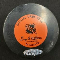 WAYNE GRETZKY Los Angeles Kings Autographed Signed Auto Puck UDA Upper Deck