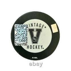 WAYNE GRETZKY SIGNED Los Angeles Kings Puck withCOA WGA LA UDA Upper Deck