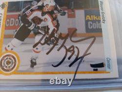 WAYNE GRETZKY SIGNED UPPER DECK Hockey Card 1990-91 Upper Deck #476