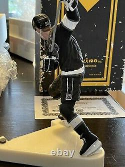 WAYNE GRETZKY Salvino Figurine 941/950 SIGNED AUTOGRAPHED UPPER DECK RARE