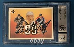 WAYNE GRETZKY Signed 1991-92 UPPER DECK Card #38 Beckett Slabbed GRADED 10