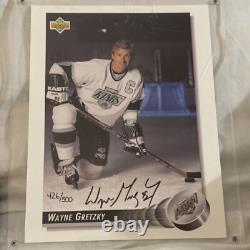 WAYNE GRETZKY Signed 1992 UPPER DECK Autograph AUTO 8x10 Photo 426/ 500